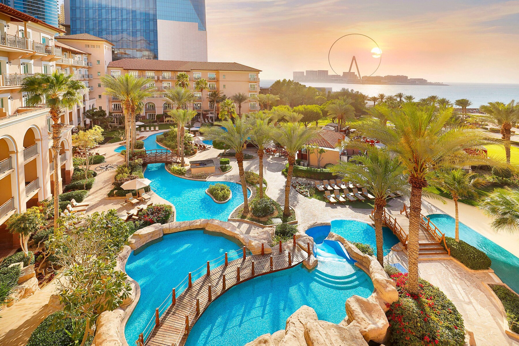 A Weekend on the Dubai Shore.