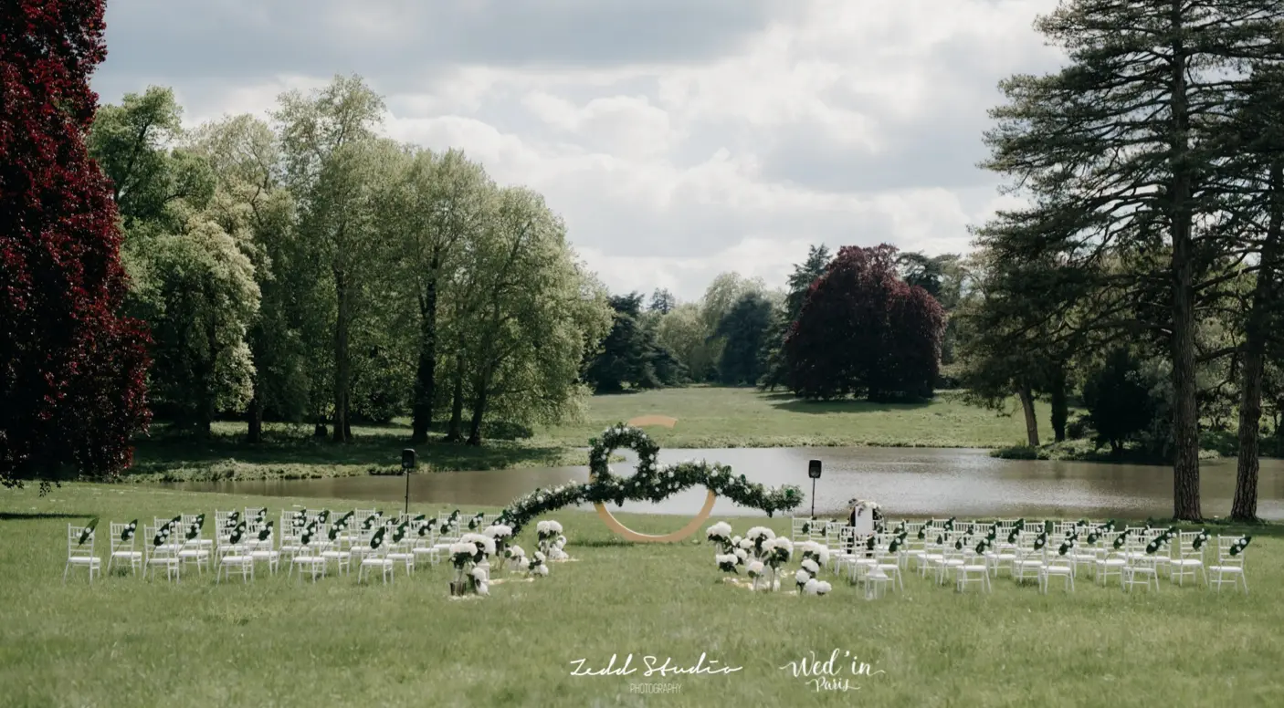 A Ceremony Beneath Century-Old Trees. A Dinner in Gilded Salons.