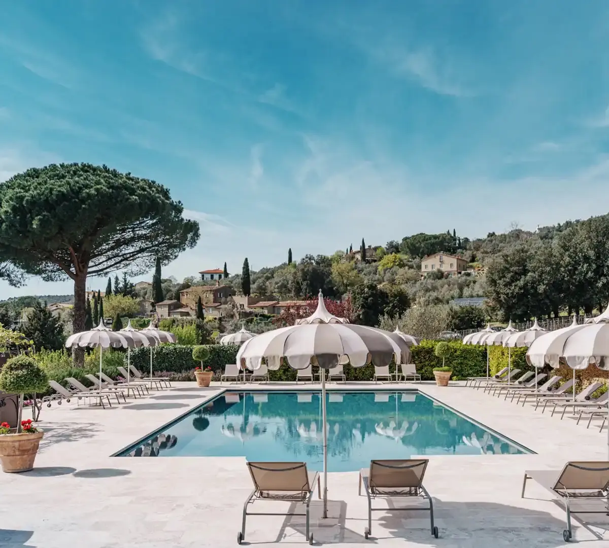 The panoramic vineyard pool at Il Falconiere
