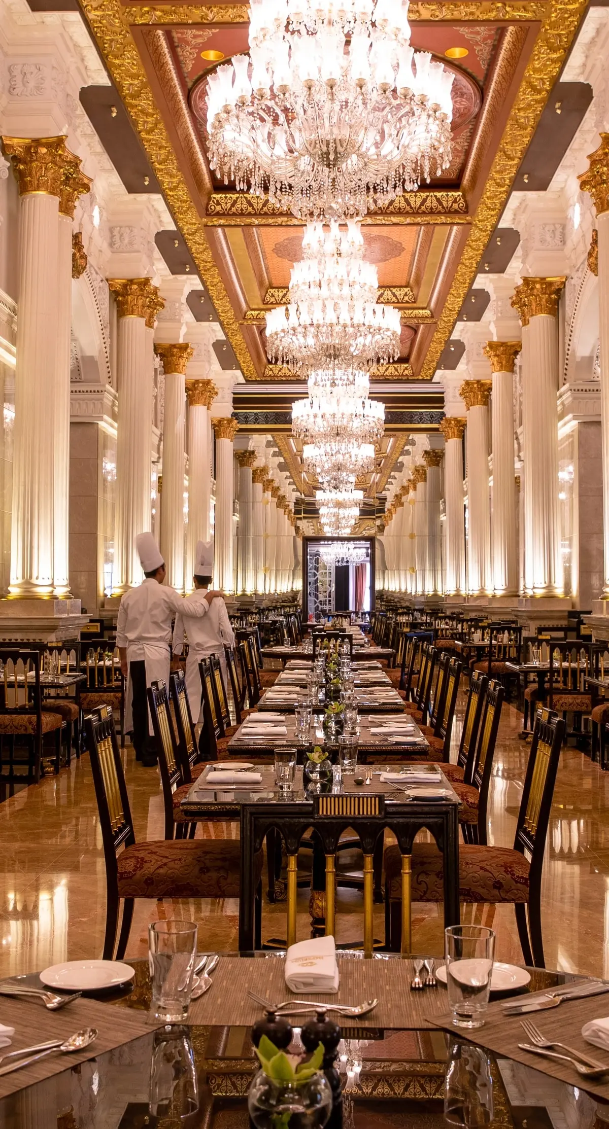 A grand colonnaded dining hall at Jumeirah Zabeel Saray
