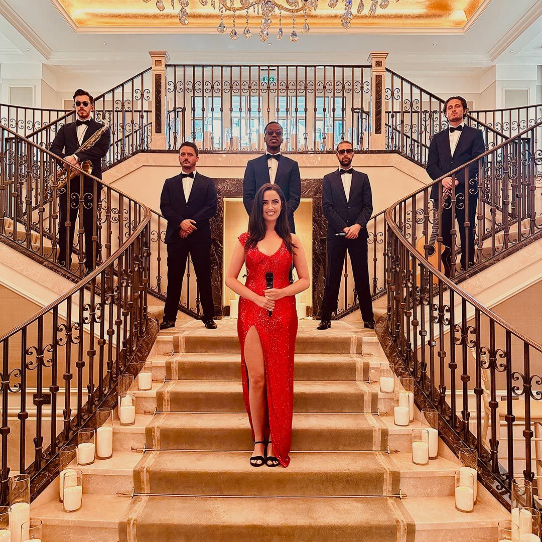 The Wedding Band the World's Best Venues Book by Name