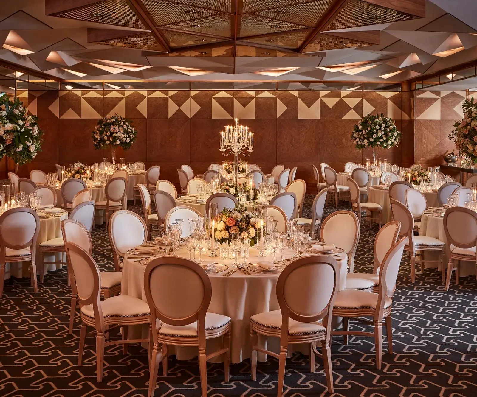 A Chic Knightsbridge Wedding.