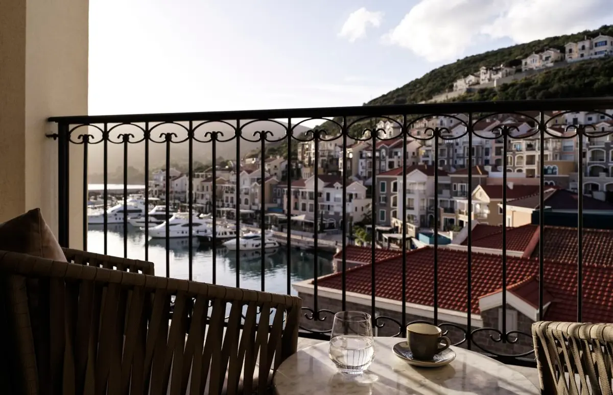 A Marina Room