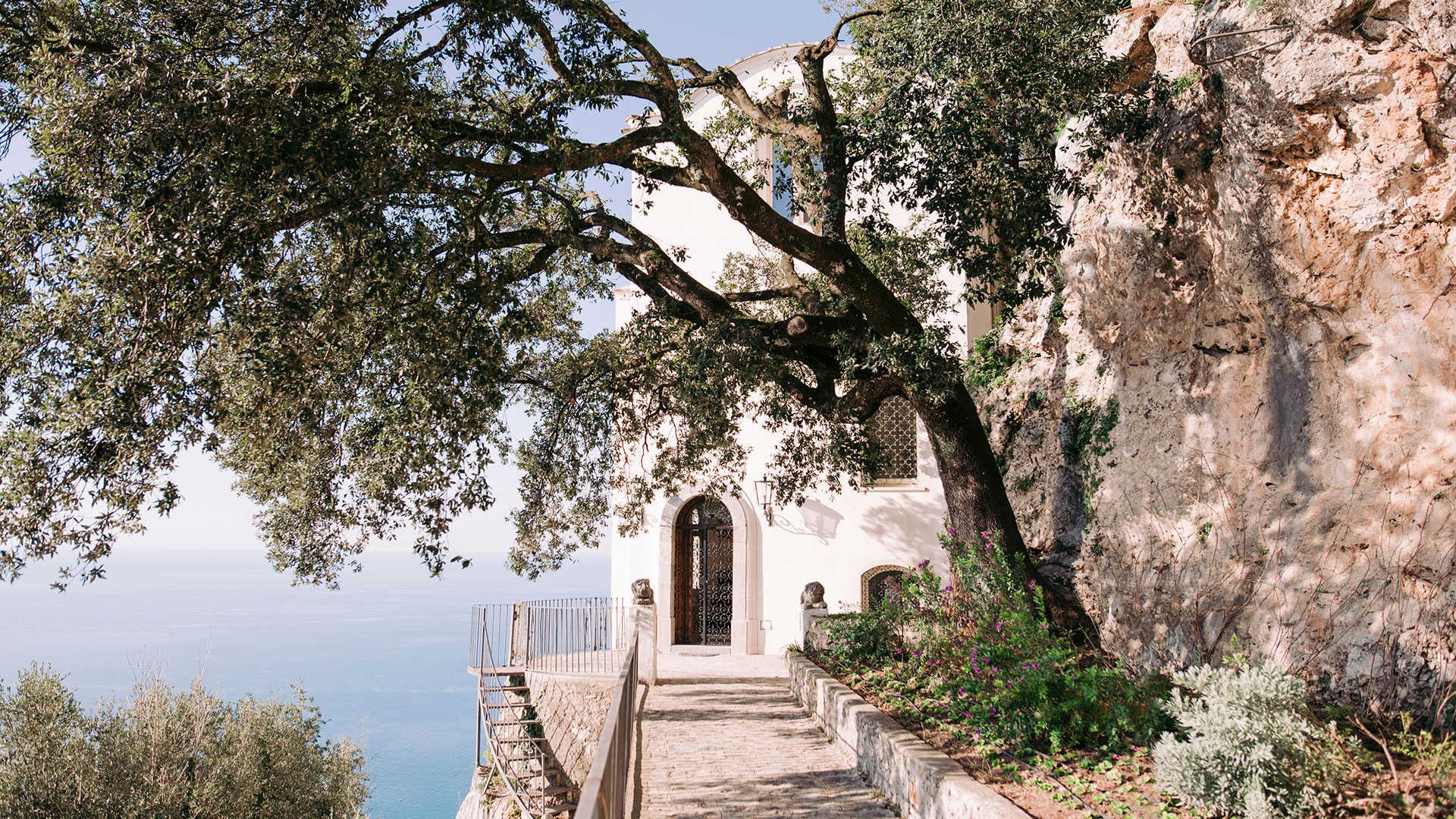 Villa La Rondinaia, the swallow's nest villa on the cliff above Ravello, Amalfi Coast
