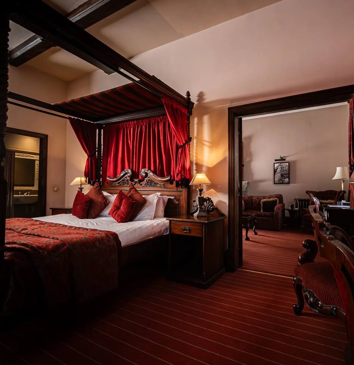 Four-Poster Rooms