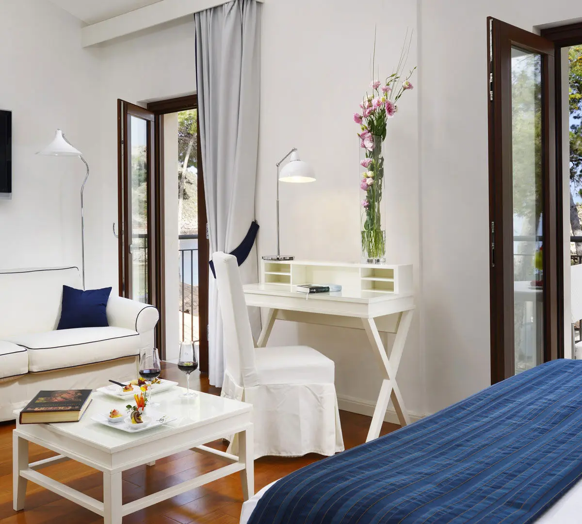 Sea View Rooms
