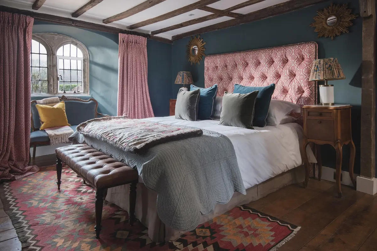 Battel Hall, Hellebore Bedroom