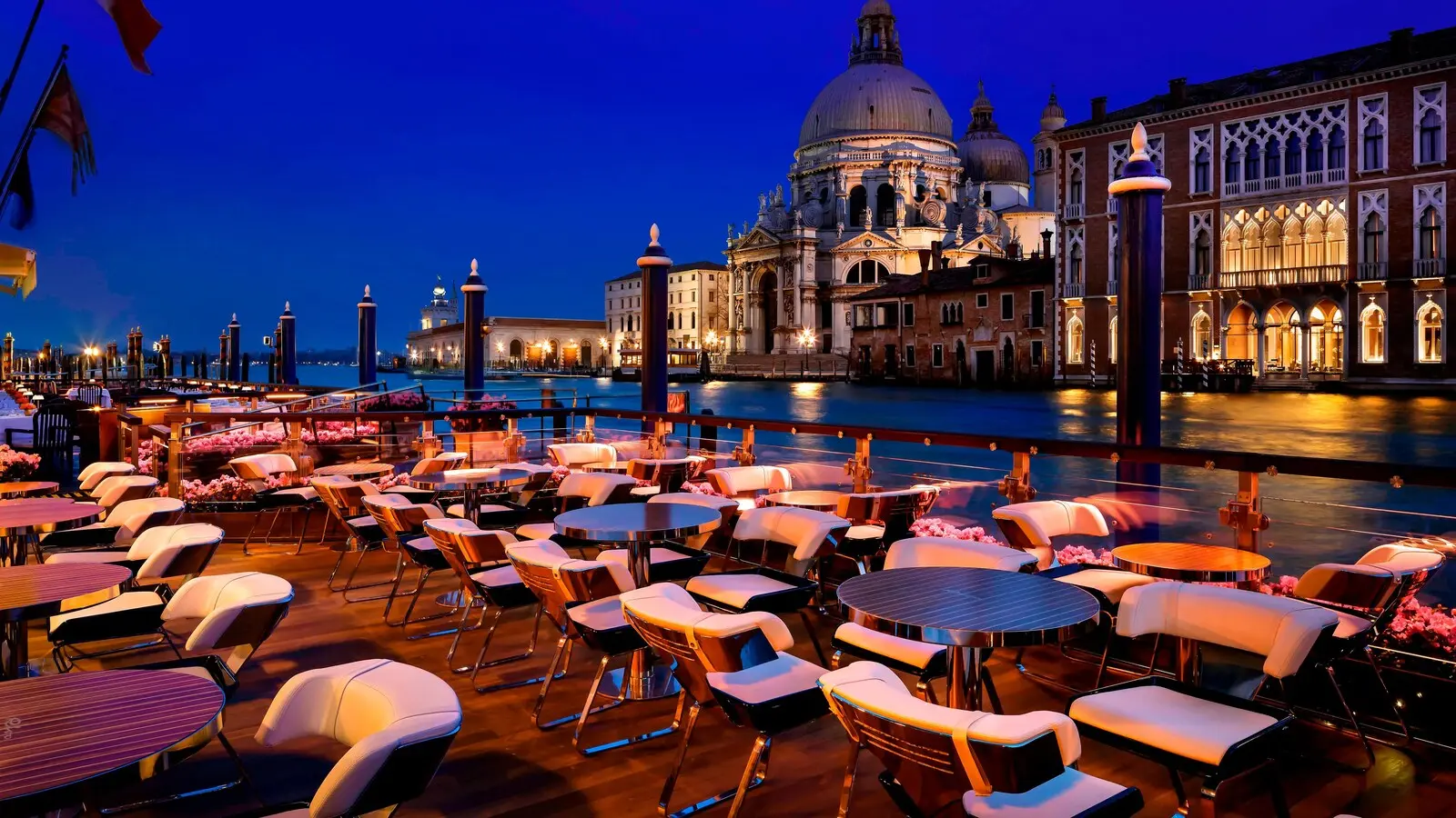 Vows on the Grand Canal.