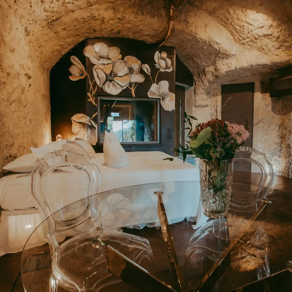 Cave Suite Spa