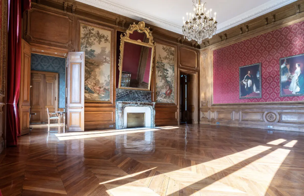 Le Salon Blanc at Château de Ferrières