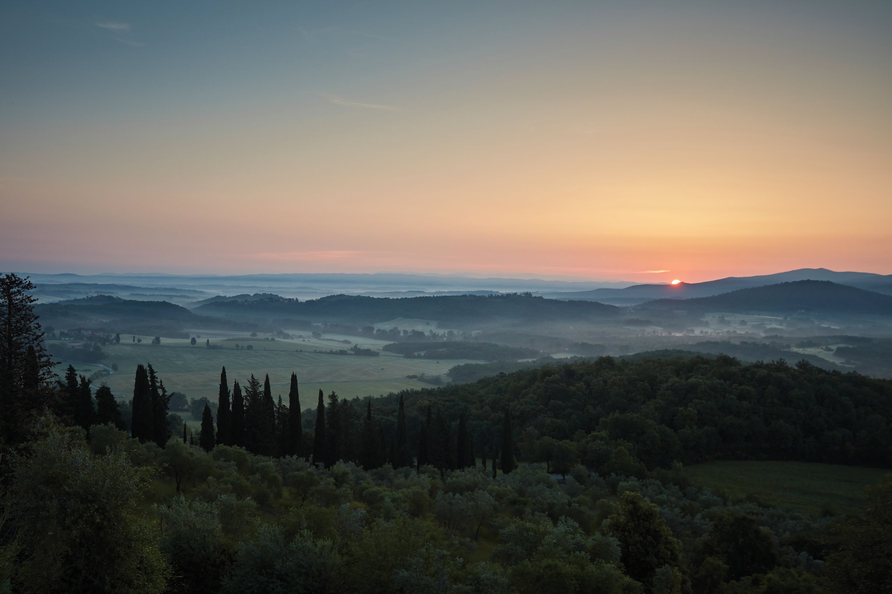 A great Tuscan estate above the Val d’Elsa at dusk