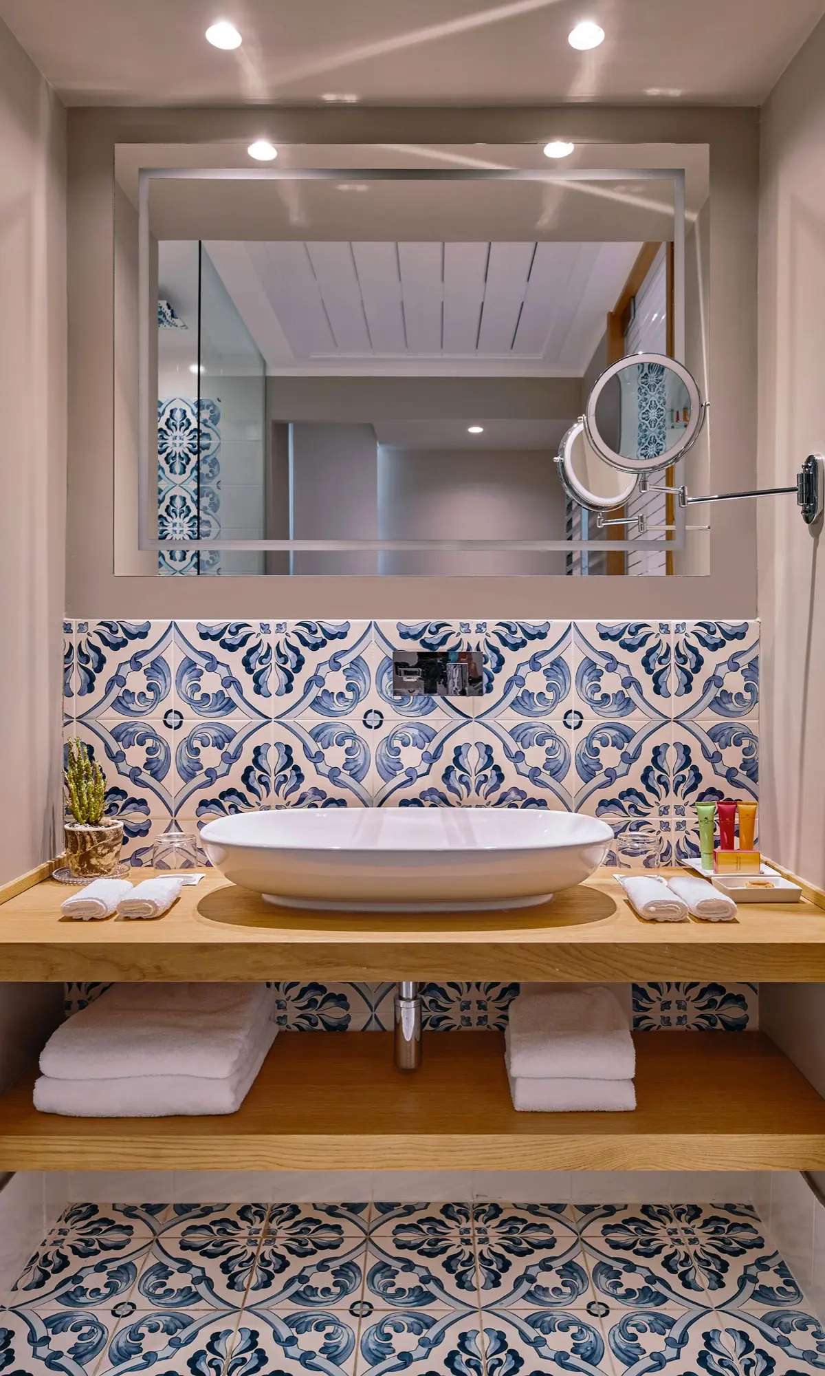 A Maiolica Bathroom