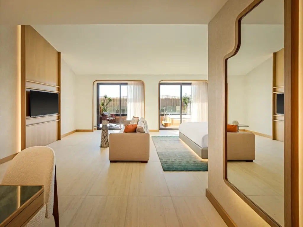 XO Suites
