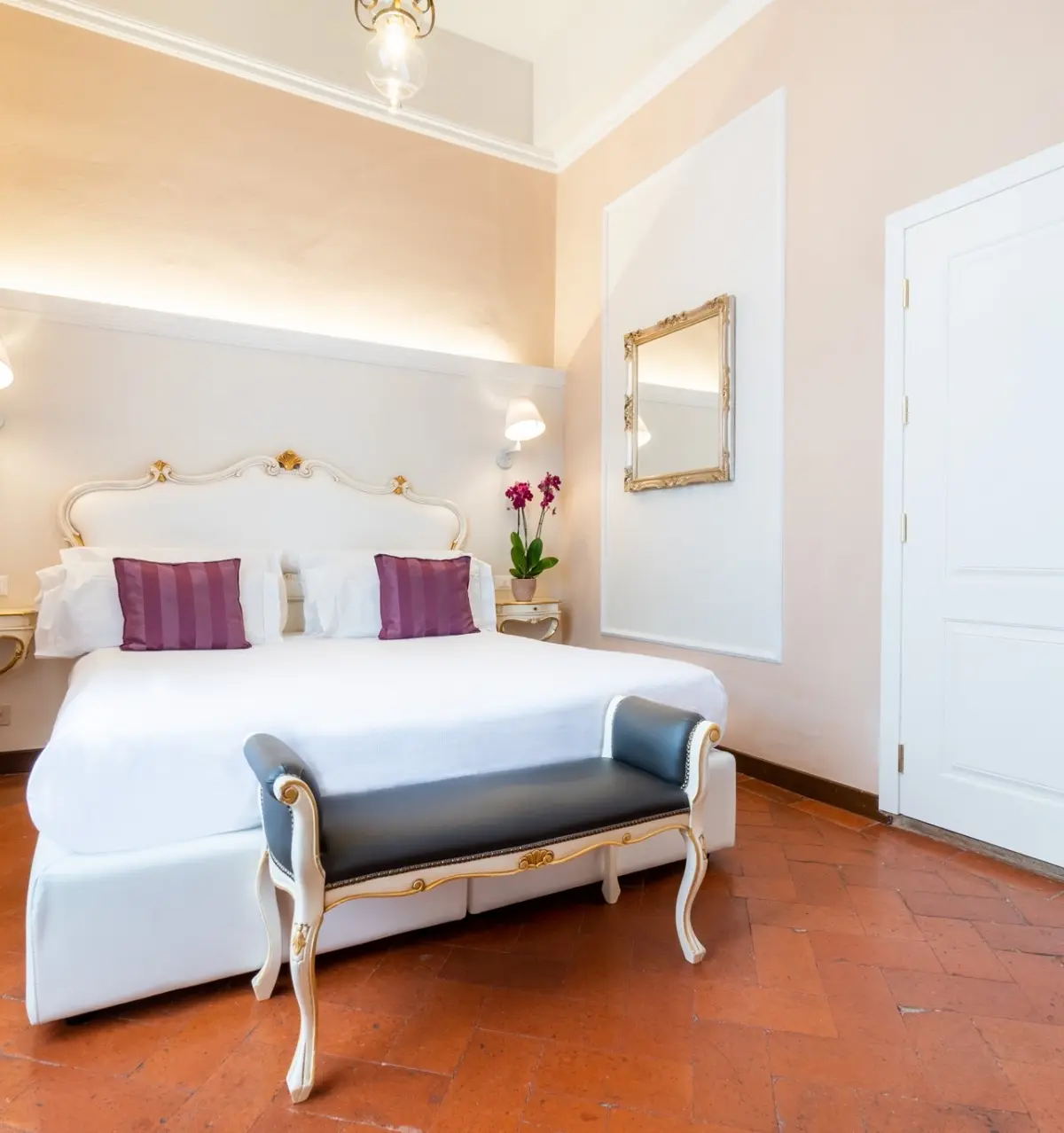 Classic Rooms & Singles