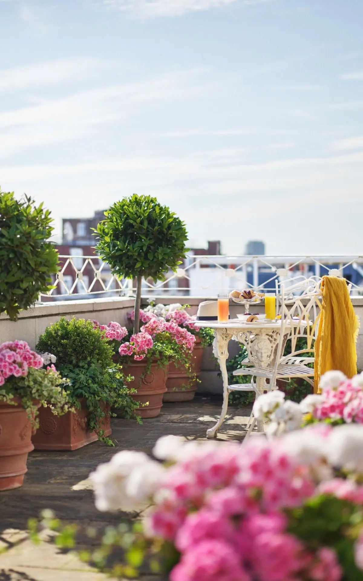 The private roof terrace of the Oliver Messel Suite