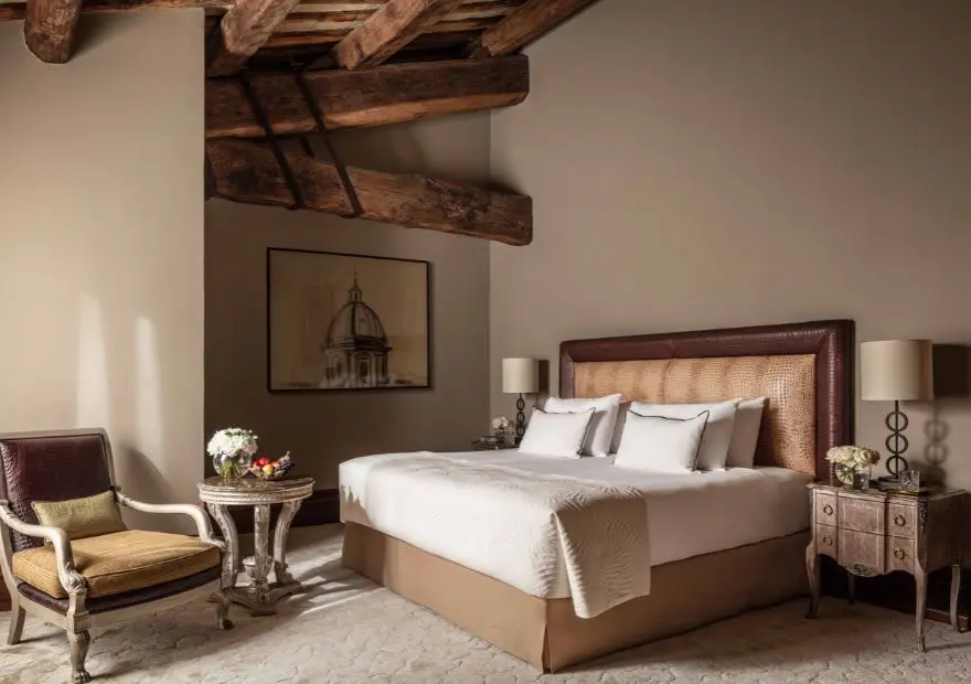 Clementino Granary Suites