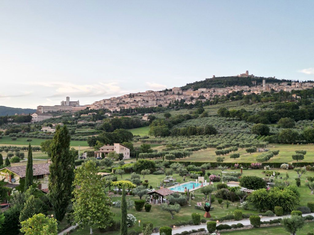 A moment in the gardens, the Umbrian hills behind