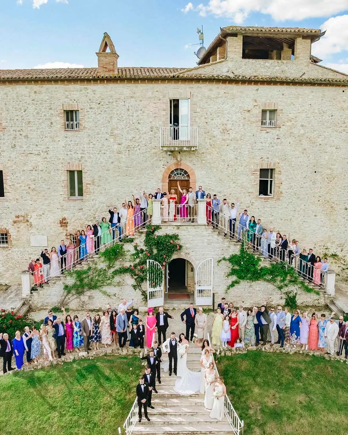 Castello di Montignano, Umbria: the wedding party on the castle steps, Rellini Art Studio, Terni, Italy