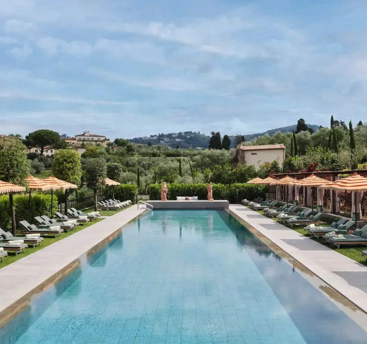 The pool and gardens at Collegio alla Querce, Fiesole