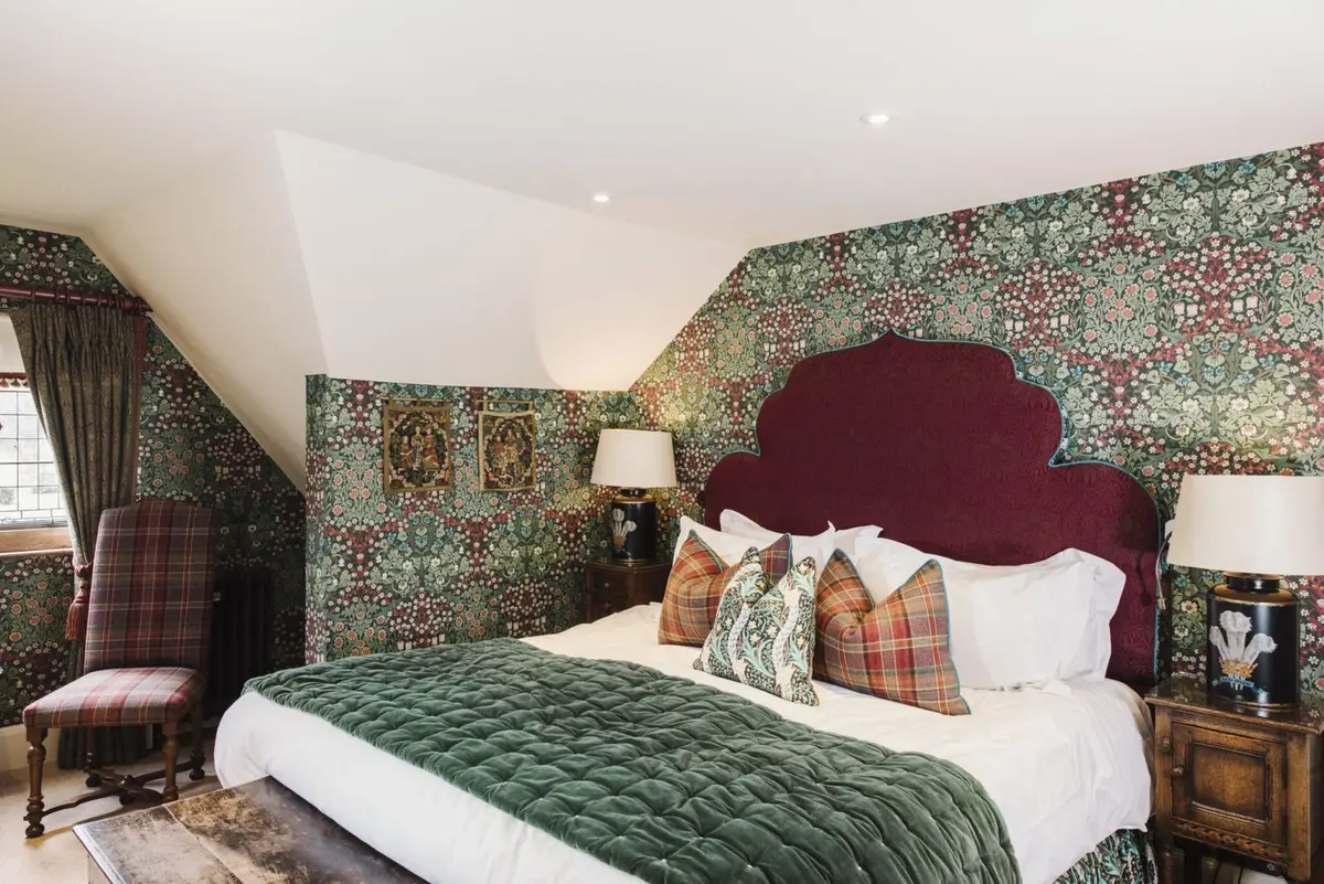 The Tudor Suite