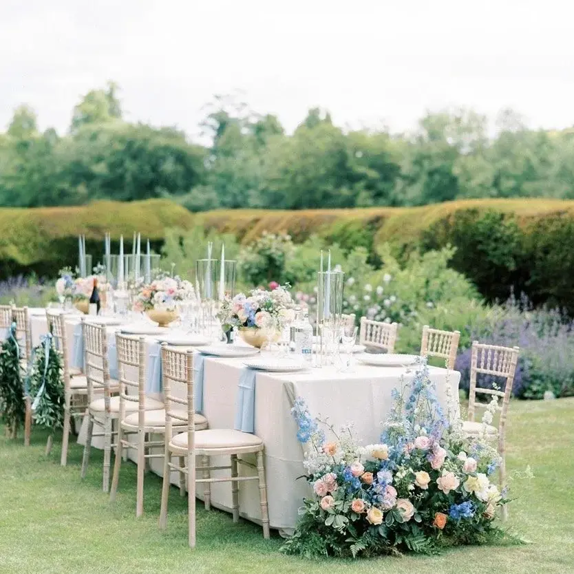 Foxgloves and Roses wedding photography