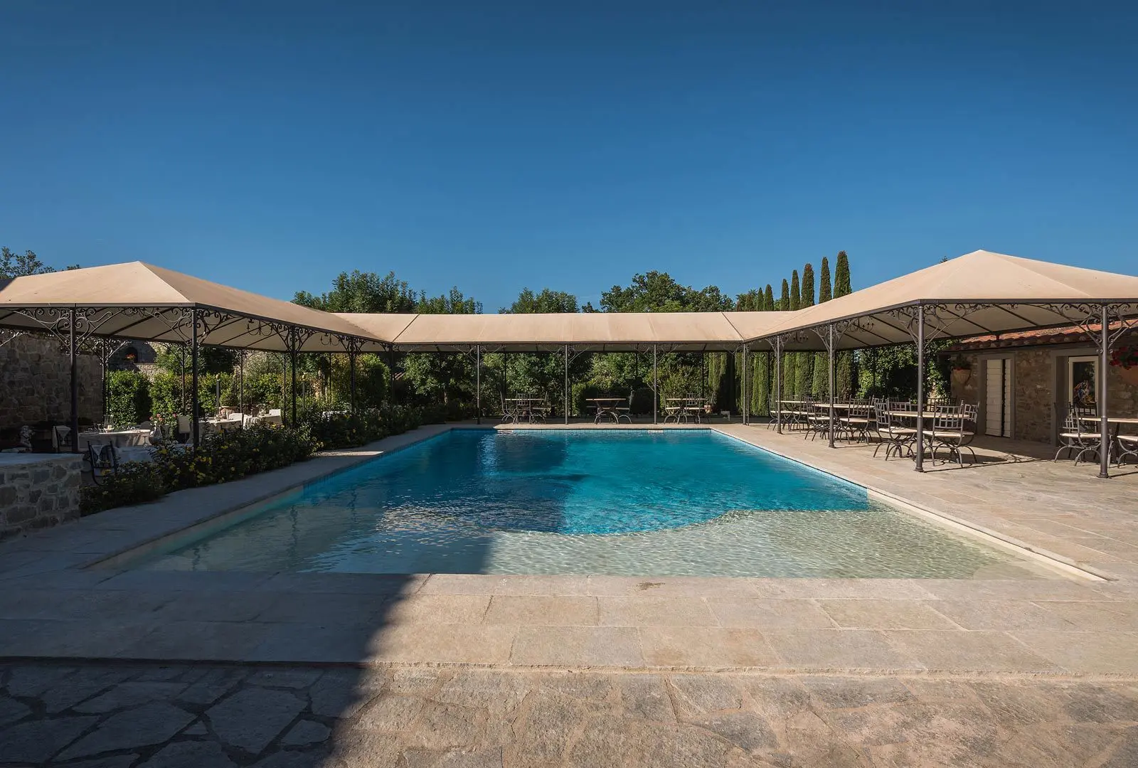 An Oasis on the Cortonese Hills.
