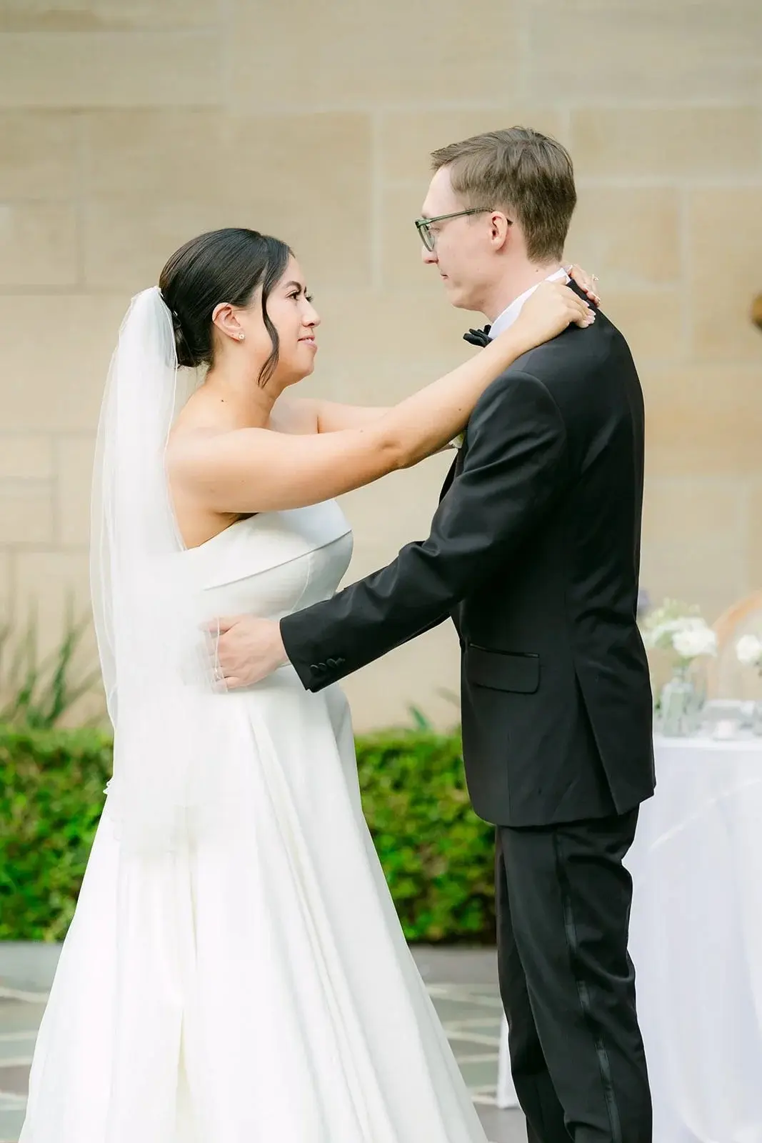 A first dance in the Inner Courtyard at Greystone Mansion