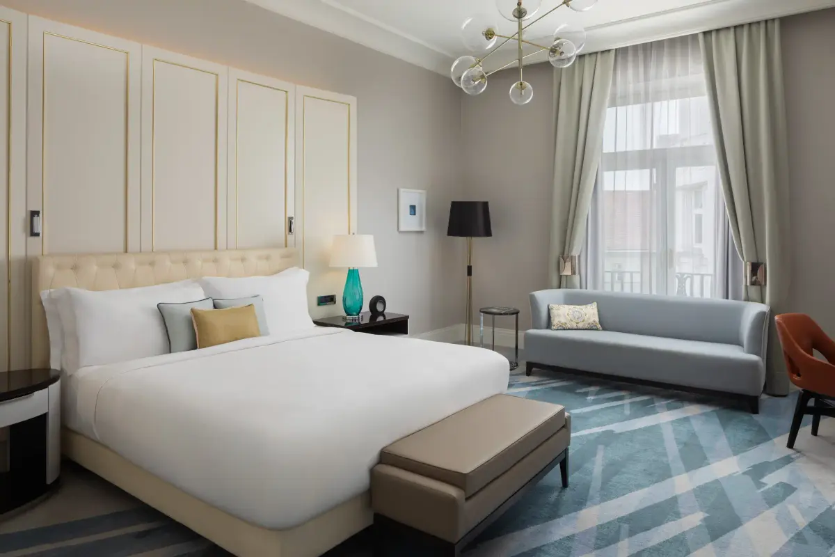 Room 4