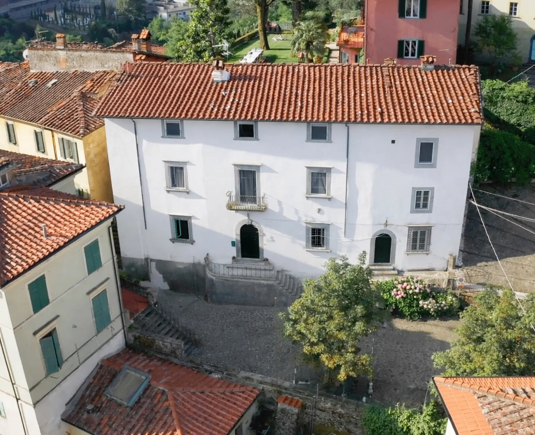 Burlamacchi Villas