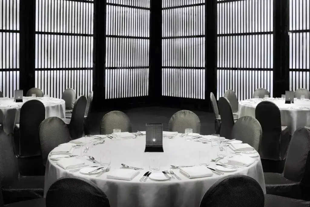 Armani Hotel Dubai – Dubai, Dubai