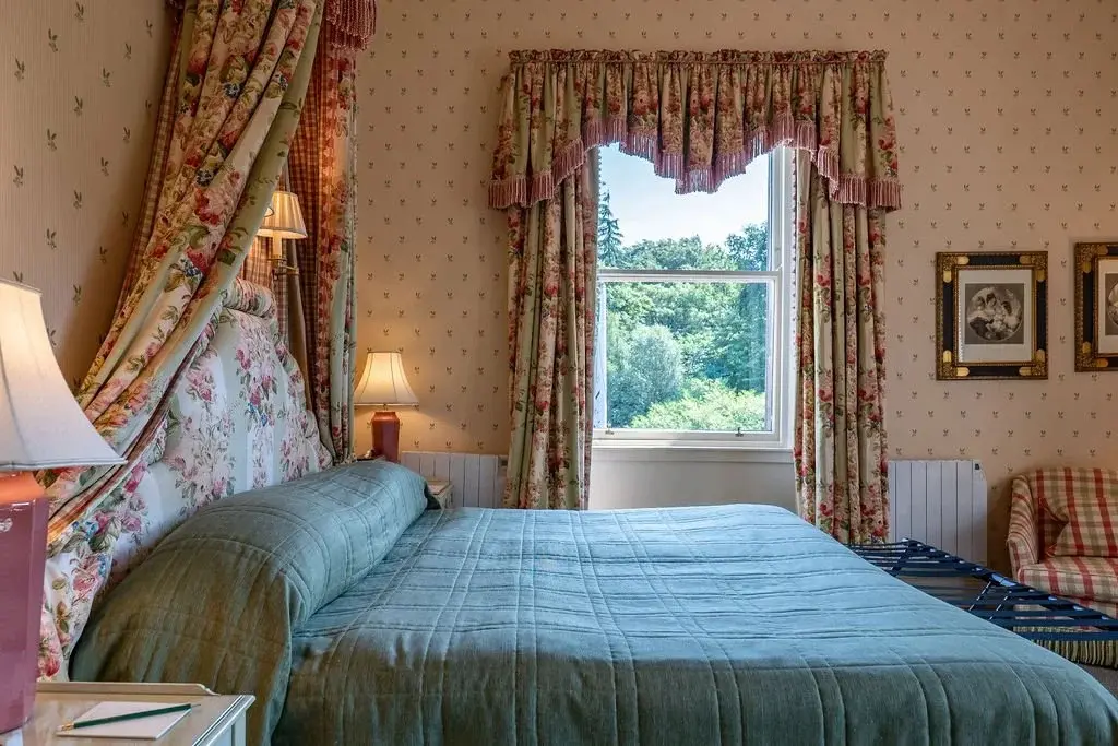 Classic & Garden Rooms