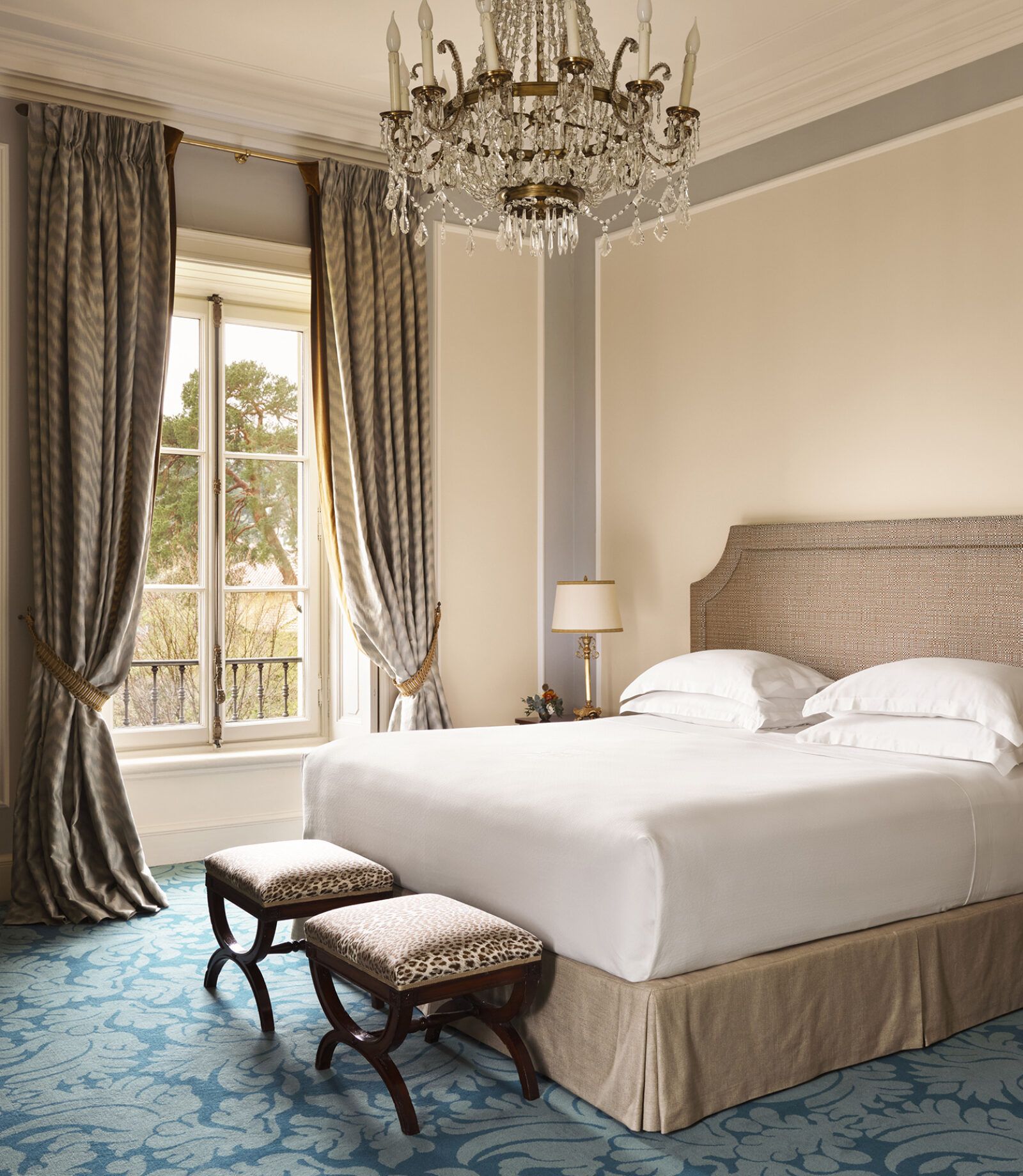 A lake-view suite at Villa d’Este