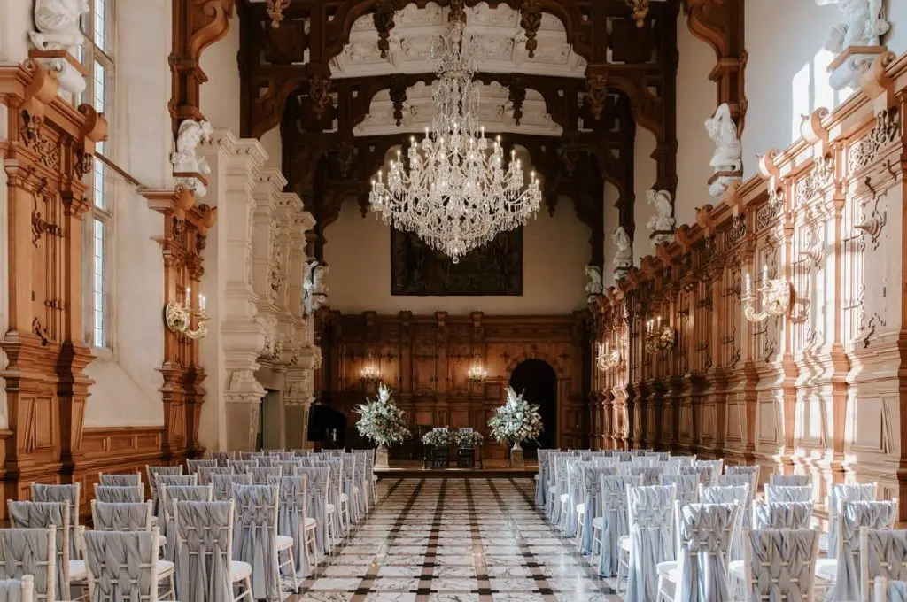 A Ceremony Beneath Gilded Ceilings.