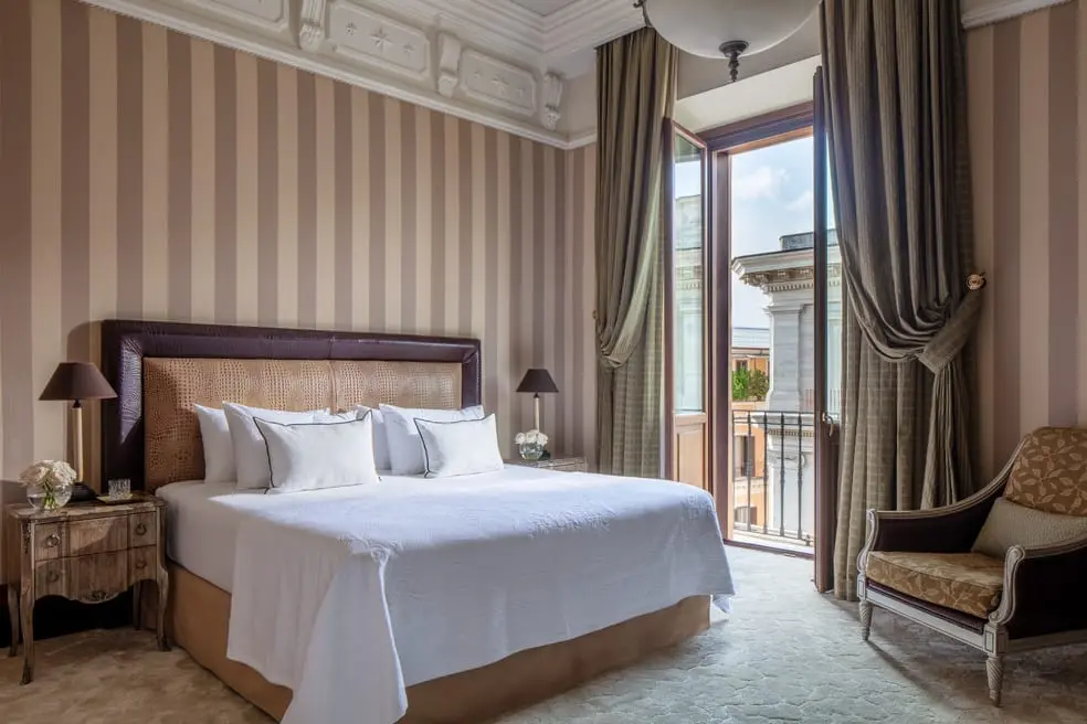 Classic Rooms & Junior Suites
