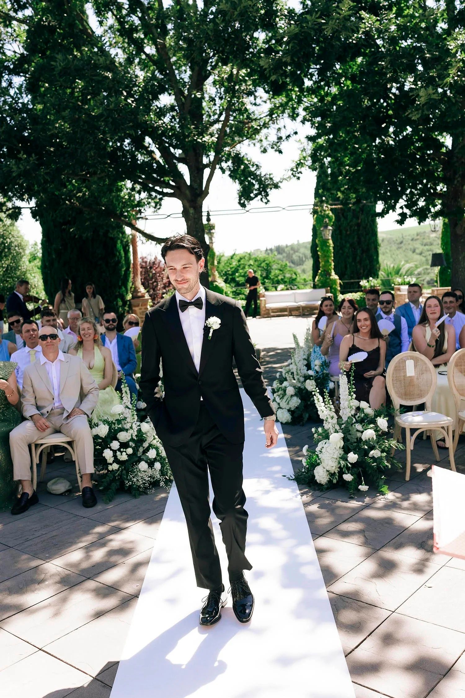 Tenuta Corbinaia, Tuscany: the groom, walking in