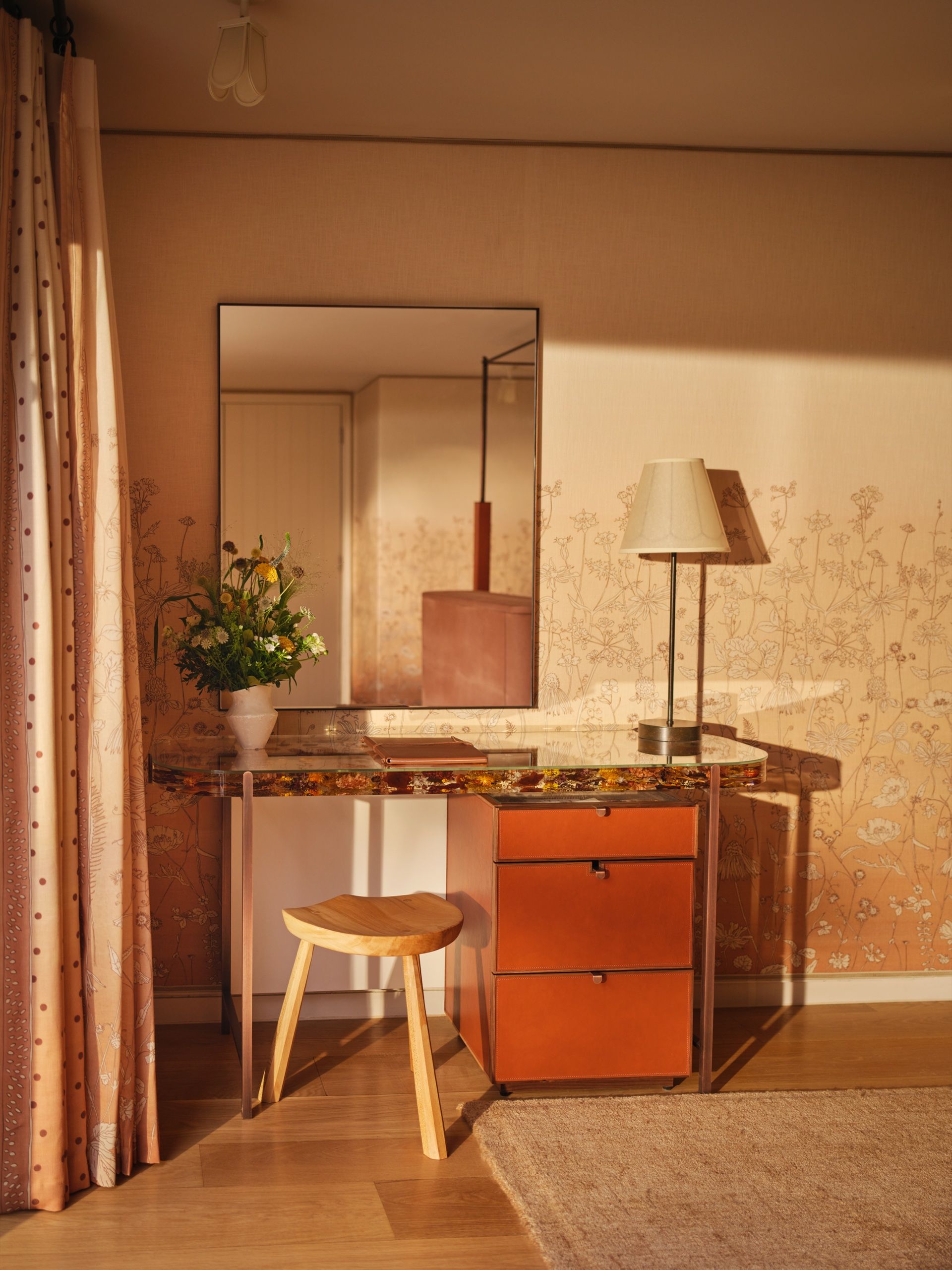 A Suite with a Copper Bath