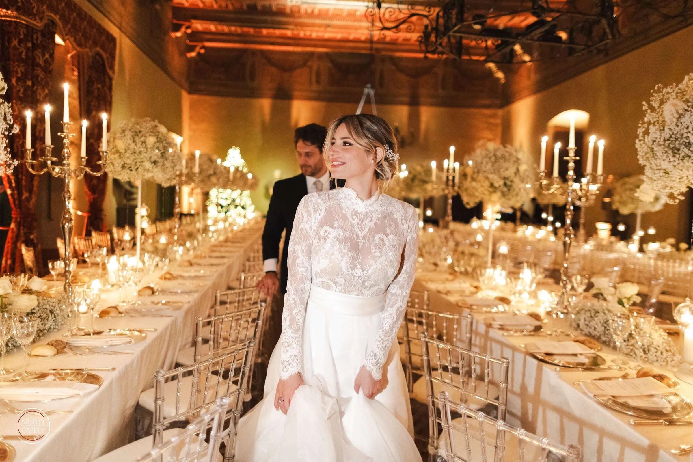 A bride in a candlelit reception, planned by Eventilab, Eventilab Weddings, Rome, Italy