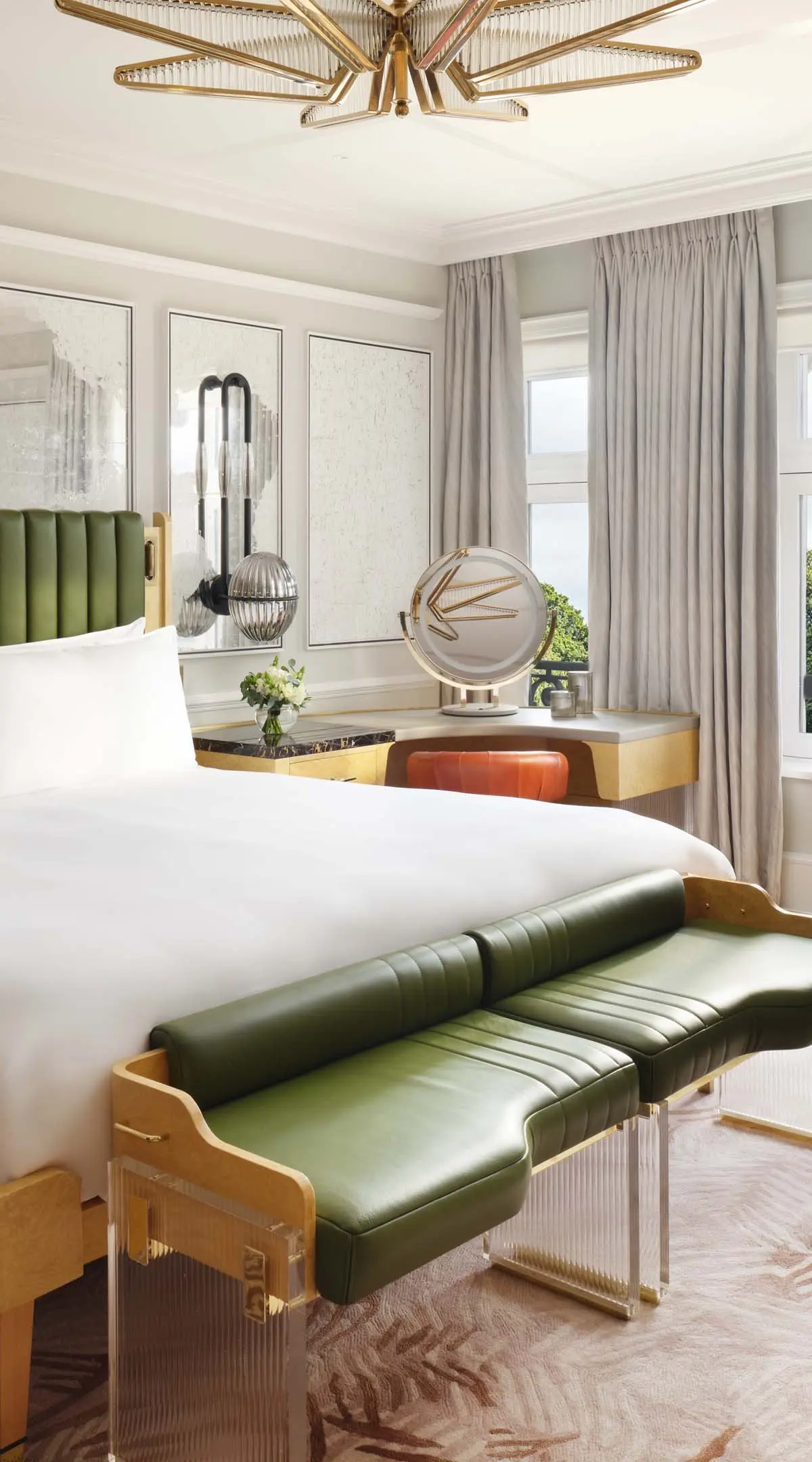 Park-View Rooms & Suites
