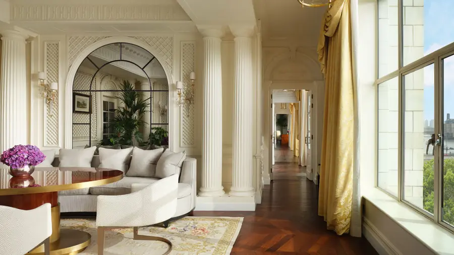 The Royal Suite Dining Room